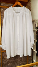 Load image into Gallery viewer, Victoria Blouse