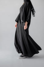 Load image into Gallery viewer, Basic Black Crepe Abaya