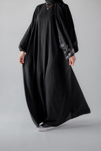 Load image into Gallery viewer, Basic Black Crepe Abaya