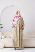 Load image into Gallery viewer, Tiered Linen Maxi Dress.