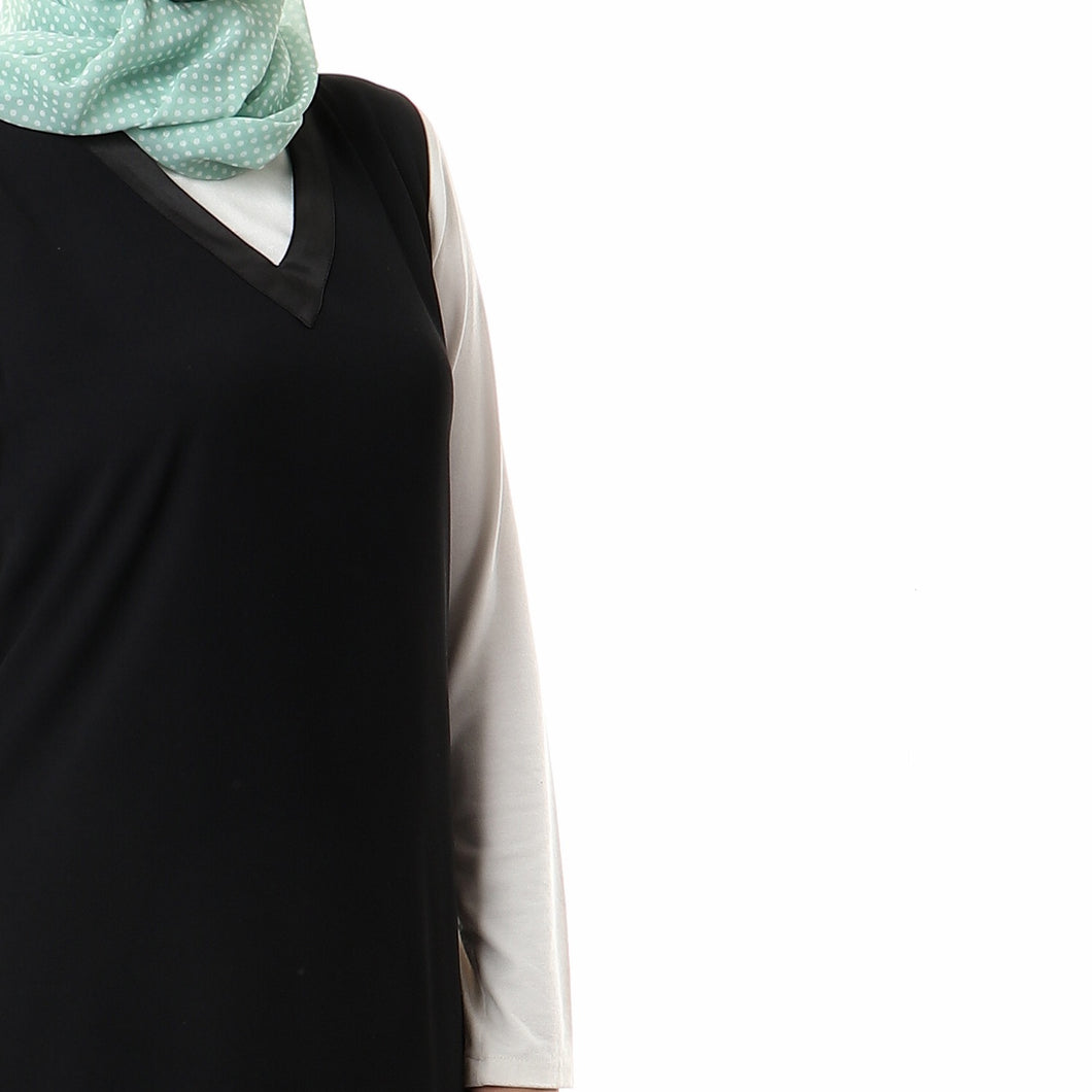 Sleeveless Basic Crepe Dress